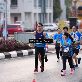 Runner Photo 7605983