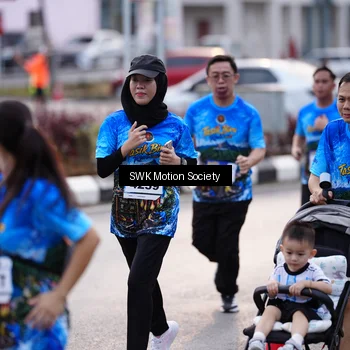 Runner Photo 7605999