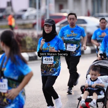 Runner Photo 7606006