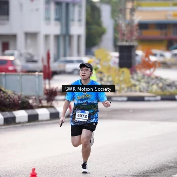 Runner Photo 7606011