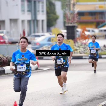 Runner Photo 7606037