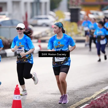 Runner Photo 7606048