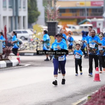 Runner Photo 7606049