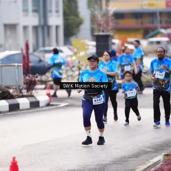 Runner Photo 7606055