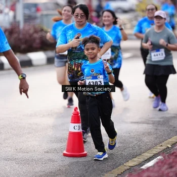 Runner Photo 7606069