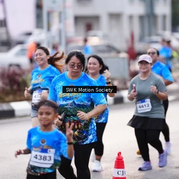 Runner Photo 7606070