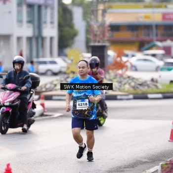 Runner Photo 7606081