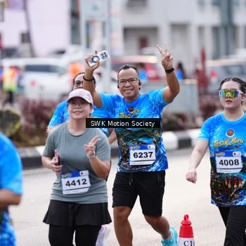 Runner Photo 7606082