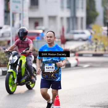 Runner Photo 7606083