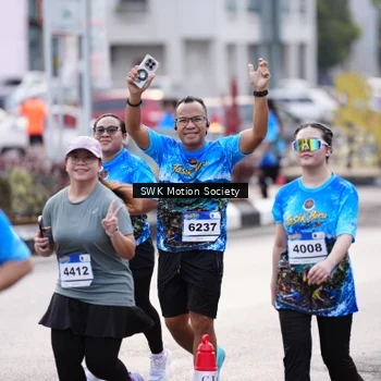 Runner Photo 7606084