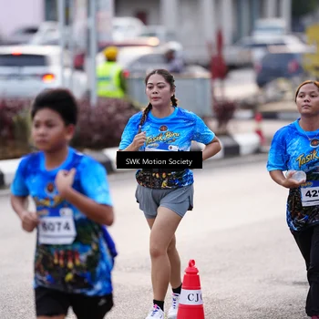 Runner Photo 7606100