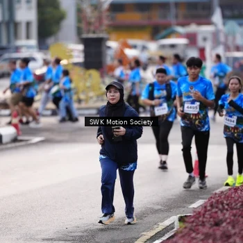Runner Photo 7606103