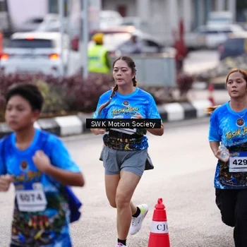 Runner Photo 7606104