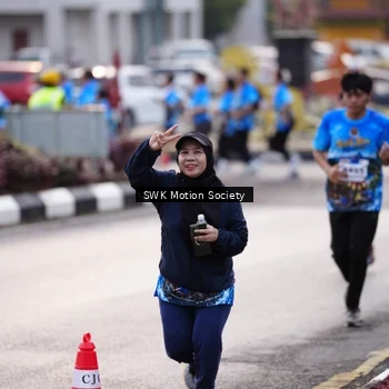 Runner Photo 7606106