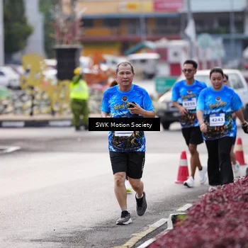 Runner Photo 7606136
