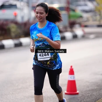 Runner Photo 7606142