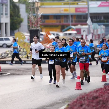 Runner Photo 7606172