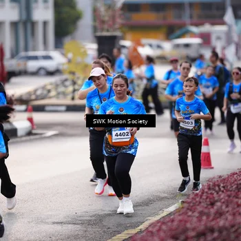 Runner Photo 7606174