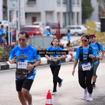 Runner Photo 7606188