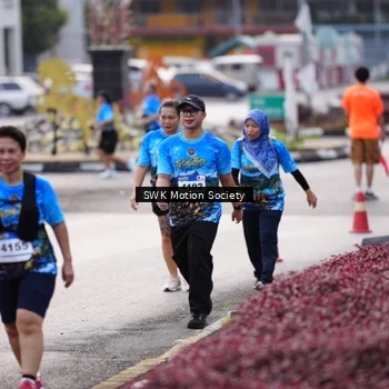 Runner Photo 7606195