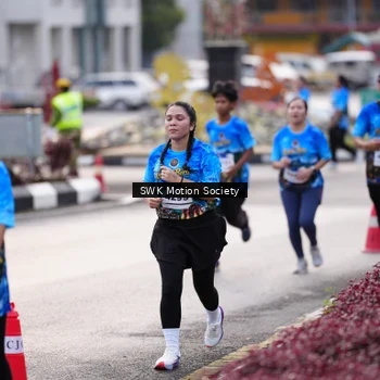 Runner Photo 7606210