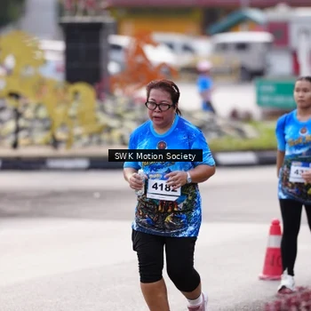 Runner Photo 7606211