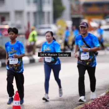 Runner Photo 7606215