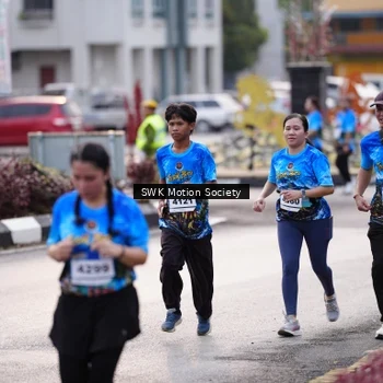 Runner Photo 7606219
