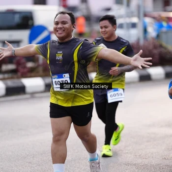 Runner Photo 7606257