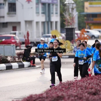 Runner Photo 7606273