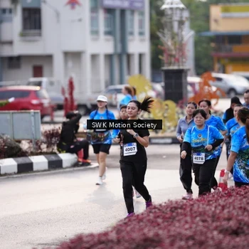 Runner Photo 7606274