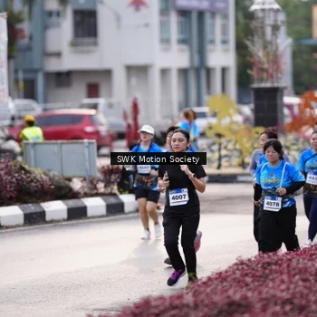 Runner Photo 7606276