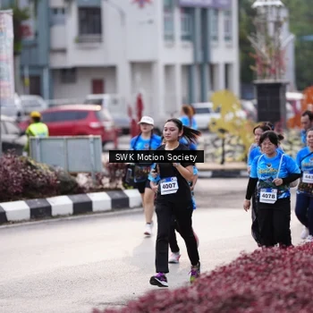 Runner Photo 7606277