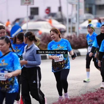 Runner Photo 7606300