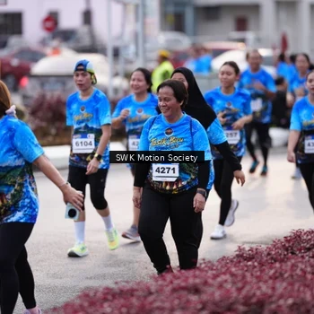 Runner Photo 7606302