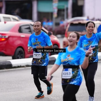 Runner Photo 7606318