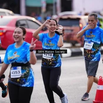 Runner Photo 7606333
