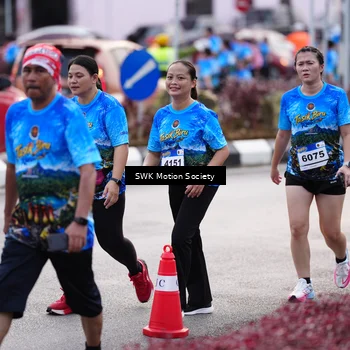 Runner Photo 7606334