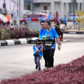 Runner Photo 7606344