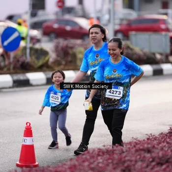 Runner Photo 7606359