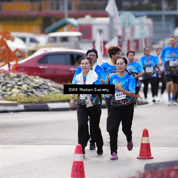 Runner Photo 7606360