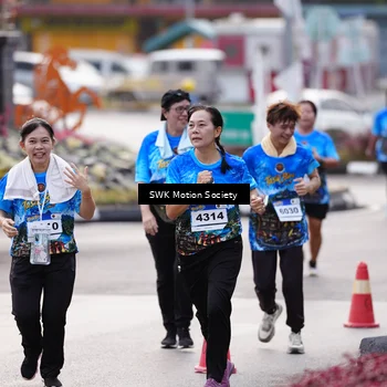 Runner Photo 7606365
