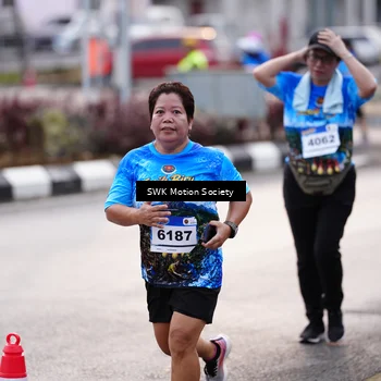 Runner Photo 7606376