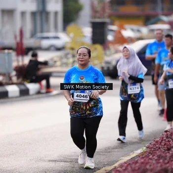Runner Photo 7606379