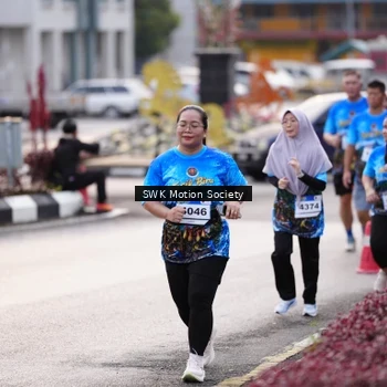 Runner Photo 7606384
