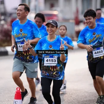 Runner Photo 7606443