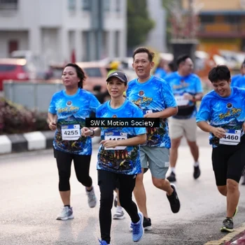 Runner Photo 7606458