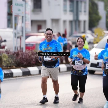 Runner Photo 7606459