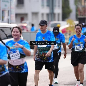 Runner Photo 7606463
