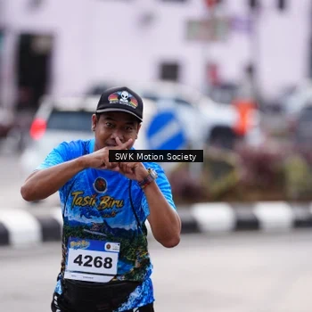 Runner Photo 7606471